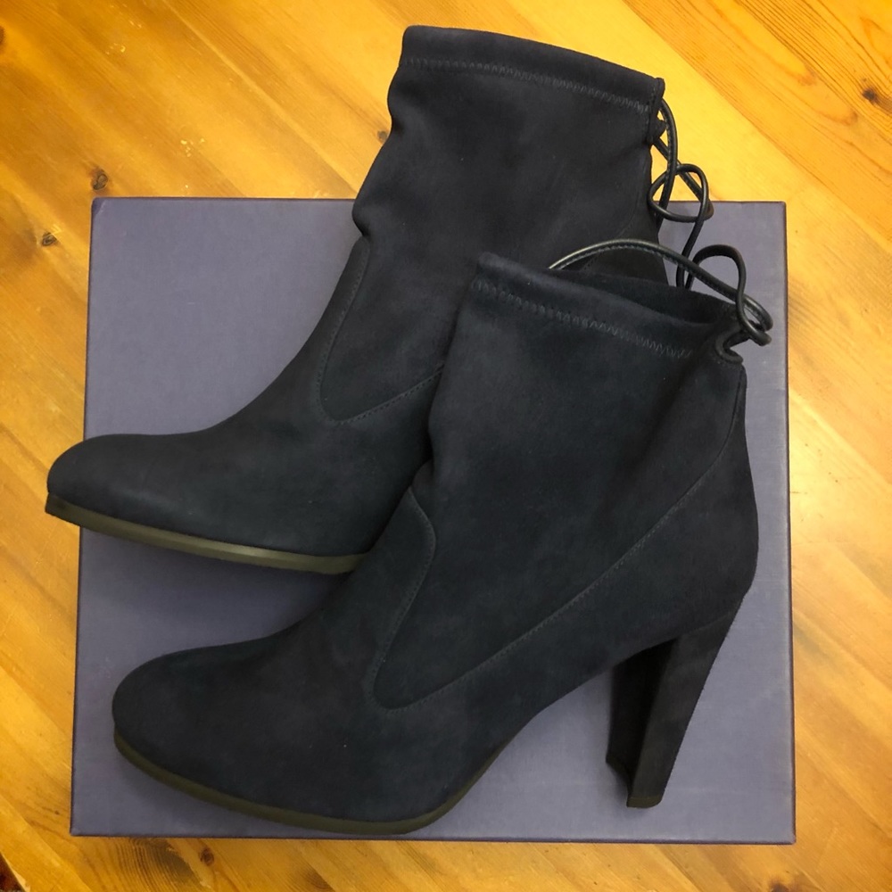 Stuart Weitzman women’s suede boots
